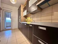 Rent, three bedroom apartment, 105m², Stari Aerodrom, Podgorica - image 4