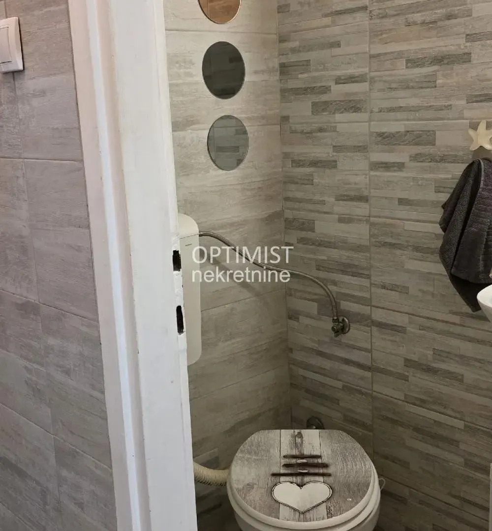 Prodaja, četvorosoban stan, 68m², Novi Beograd Sve Podlokacije, Beograd