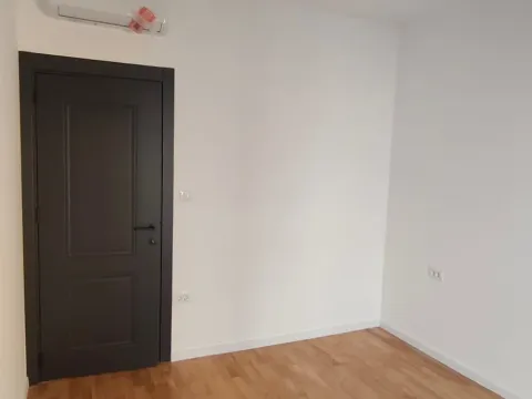 Rent, one bedroom apartment, 45m², Zagorič, Podgorica - image 2