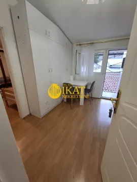 Rent, one bedroom apartment, 30m², Botanička Bašta, Palilula Sve Podlokacije - image 3