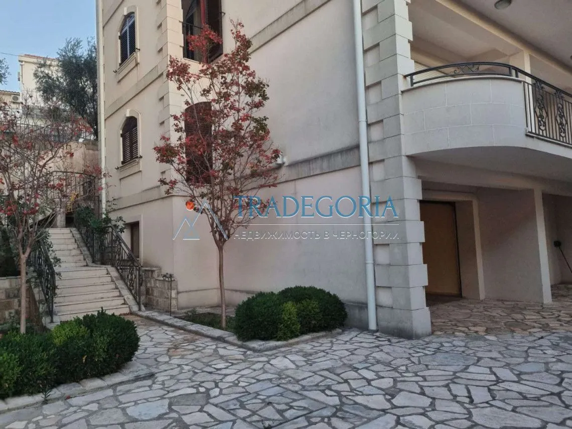 Prodaja, dvosoban stan, 113m², Petrovac, Budva