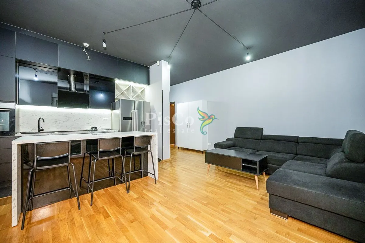 Izdavanje, jednosoban stan, 63m², Momišići, Podgorica