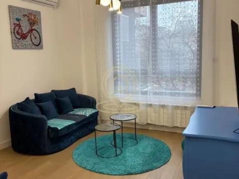 Izdavanje, trosoban stan, 50m², Zvezdara Sve Podlokacije, Beograd - image 3