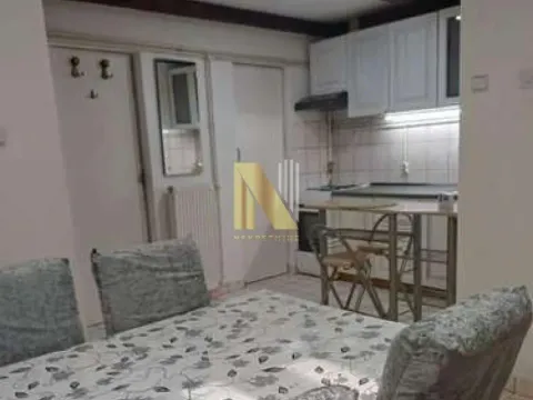 Izdavanje, dvosoban stan, 50m², Bulevar Evrope, Novi Sad Sve Podlokacije - image 5