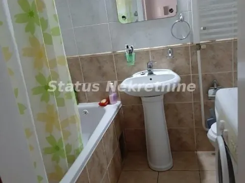 Izdavanje, garsonjera, 24m², Centar, Novi Sad - image 8