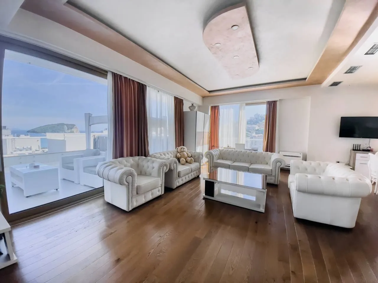 Daily-rent, two bedroom apartment, 130m², Centar, Budva
