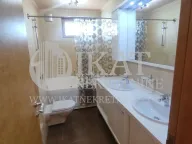 Izdavanje, kuća, 242m², Banovo Brdo, Beograd - image 10