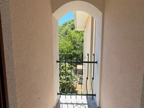 Sale, one bedroom apartment, 53m², Bečići, Budva - image 6