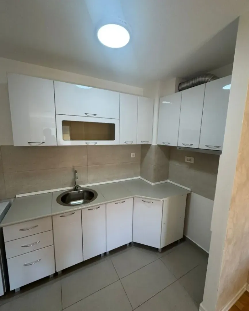 Izdavanje, jednosoban stan, 48m², Zabjelo, Podgorica