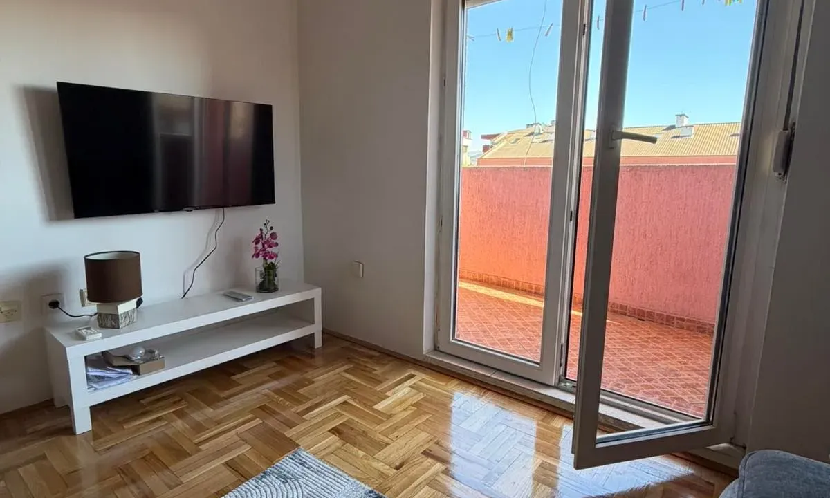 Rent, studio apartment, 28m², Krivi Most, Podgorica