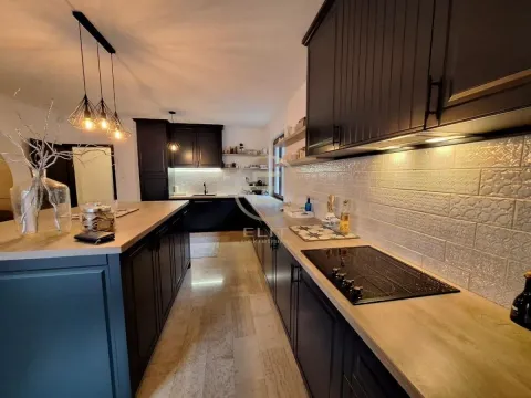 Sale, house, 254m², Beočin, Srbija - image 21