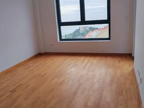 Sale, one bedroom apartment, 44m², Bečići, Budva - image 4