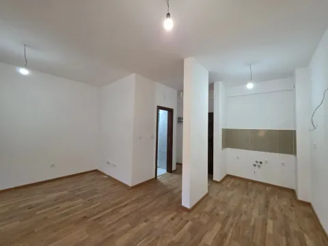 Sale, studio apartment, 31m², Bečići, Budva - image 8