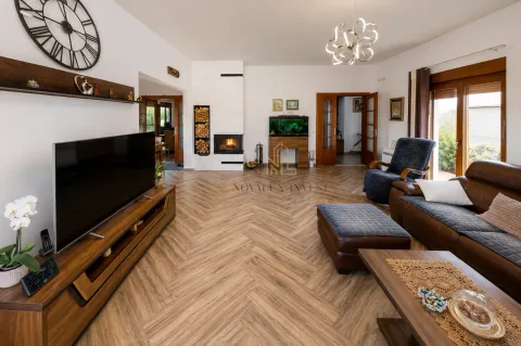 Rent, house, 212m², Kavač, Kotor - image 11