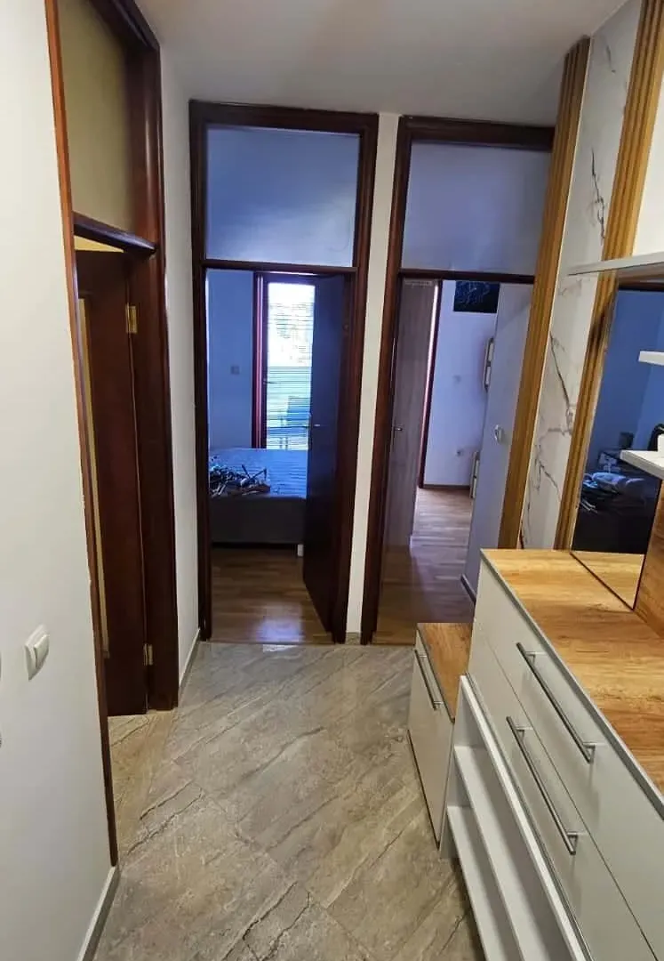 Izdavanje, dvosoban stan, 66m², Zabjelo, Podgorica