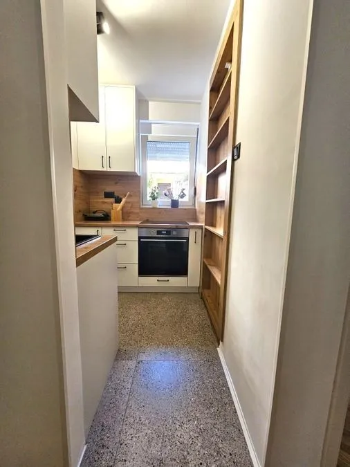 Prodaja, dvosoban stan, 52m², Rozino, Budva