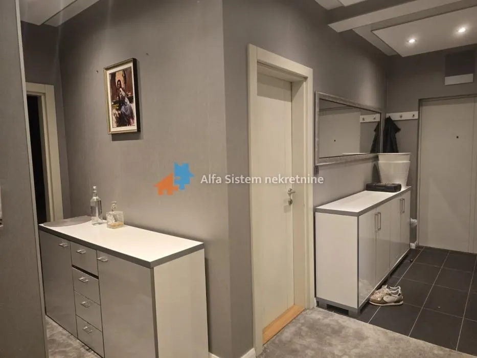 Rent, two bedroom apartment, 76m², Novi Beograd Blok 64, Novi Beograd Sve Podlokacije