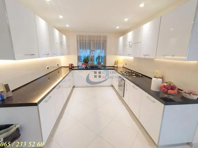 Sale, apartment, 369m², Savski Venac, Beograd