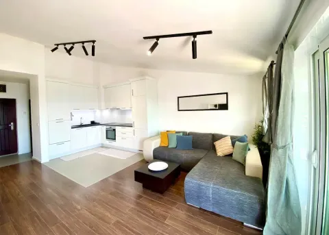 Rent, two bedroom apartment, 93m², Petrovac, Budva - image 3
