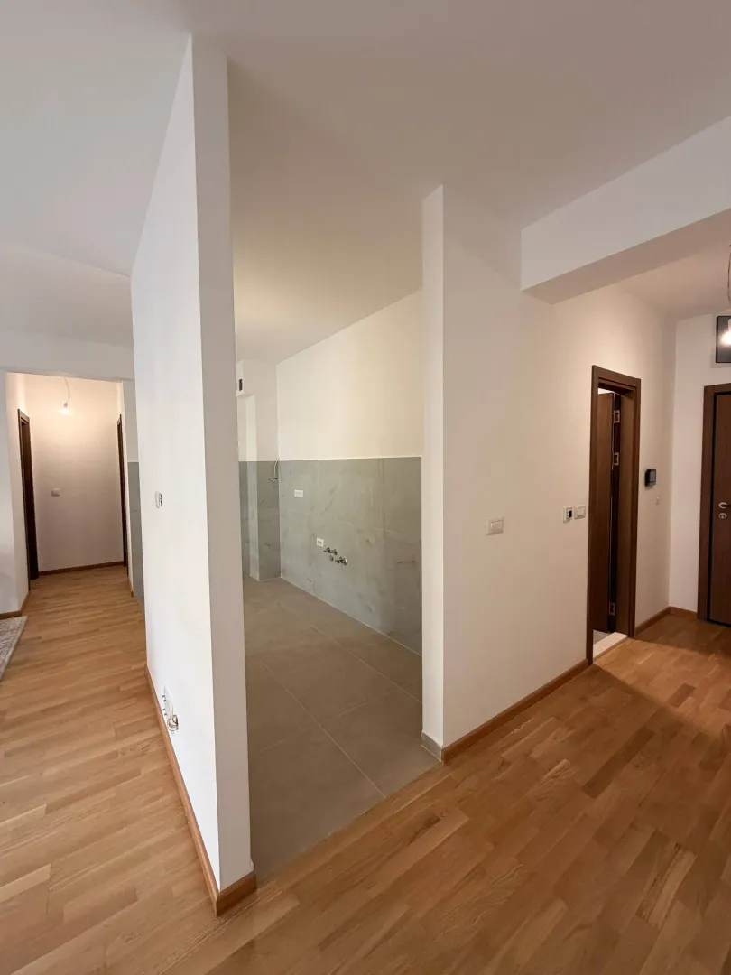 Prodaja, dvosoban stan, 67m², Rozino, Budva