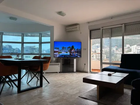 Sale, one bedroom apartment, 71m², Bečići, Budva - image 24