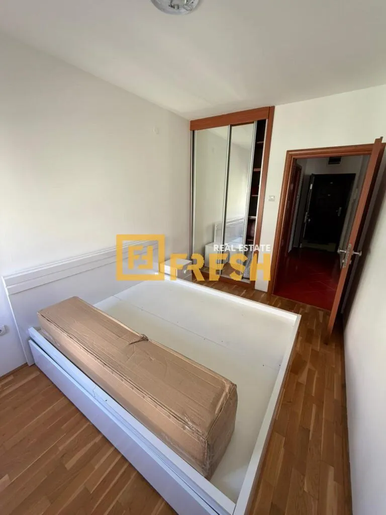 Prodaja, dvosoban stan, 44m², Krivi Most, Podgorica