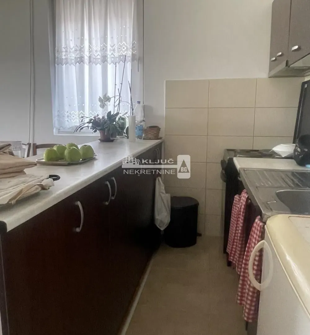 Prodaja, dvosoban stan, 44m², Cvetanova Ćuprija, Zvezdara Sve Podlokacije