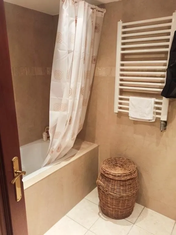 Izdavanje, trosoban stan, 95m², Preko Morače, Podgorica