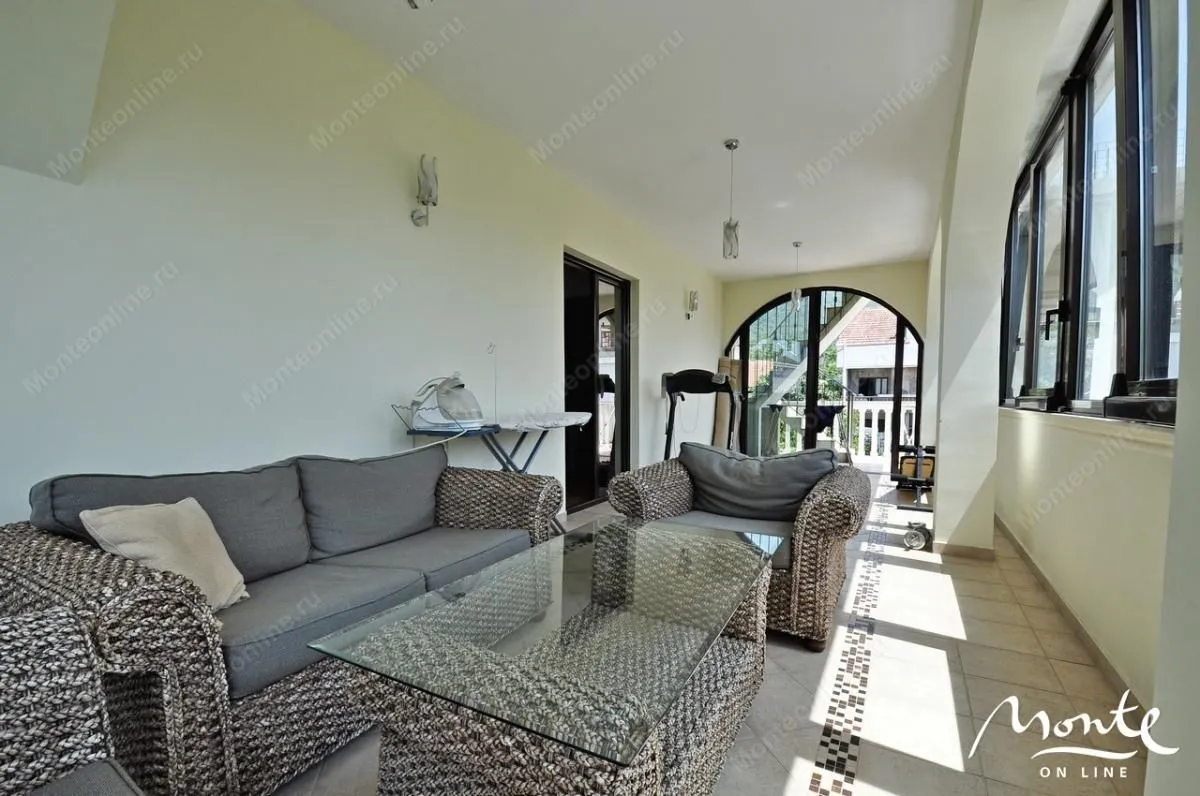 Prodaja, kuća, 283m², Tivat, Crna Gora