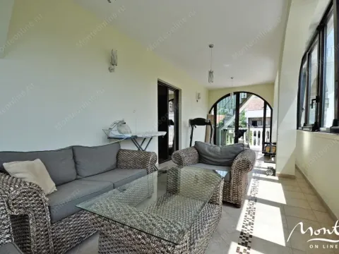 Sale, house, 283m², Tivat, Crna Gora - image 13