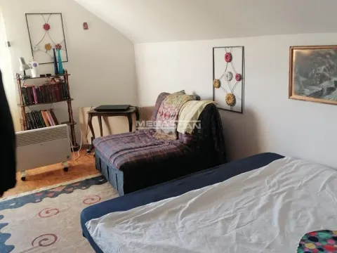 Prodaja, kuća, 220m², Krnjaca, Palilula Sve Podlokacije - image 2