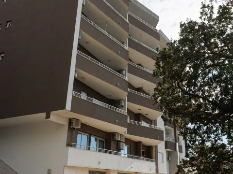 Prodaja, jednosoban stan, 51m², Bečići, Budva - image 14