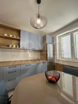Izdavanje, jednosoban stan, 52m², Centar, Tivat - image 4