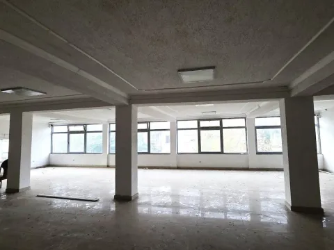 Rent, office space, 120m², Zagorič, Podgorica - image 9