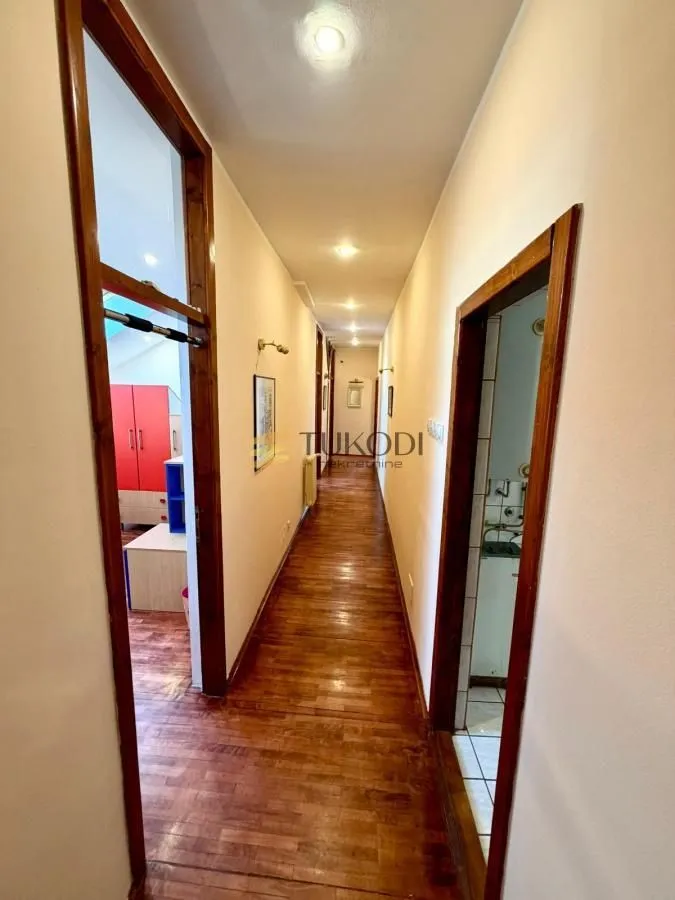 Rent, apartment, 210m², Stari Grad, Beograd