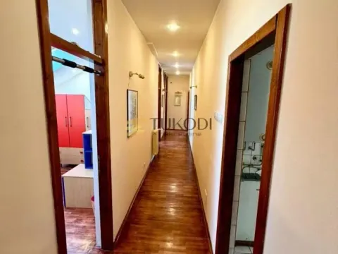 Izdavanje, stan, 210m², Stari Grad, Beograd - image 11