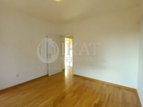 Prodaja, kuća, 397m², Petlovo Brdo, Beograd - image 15