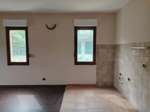 Sale, two bedroom apartment, 79m², Petrovac, Budva - image 4