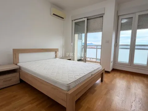 Izdavanje, dvosoban stan, 68m², City Kvart, Podgorica - image 7