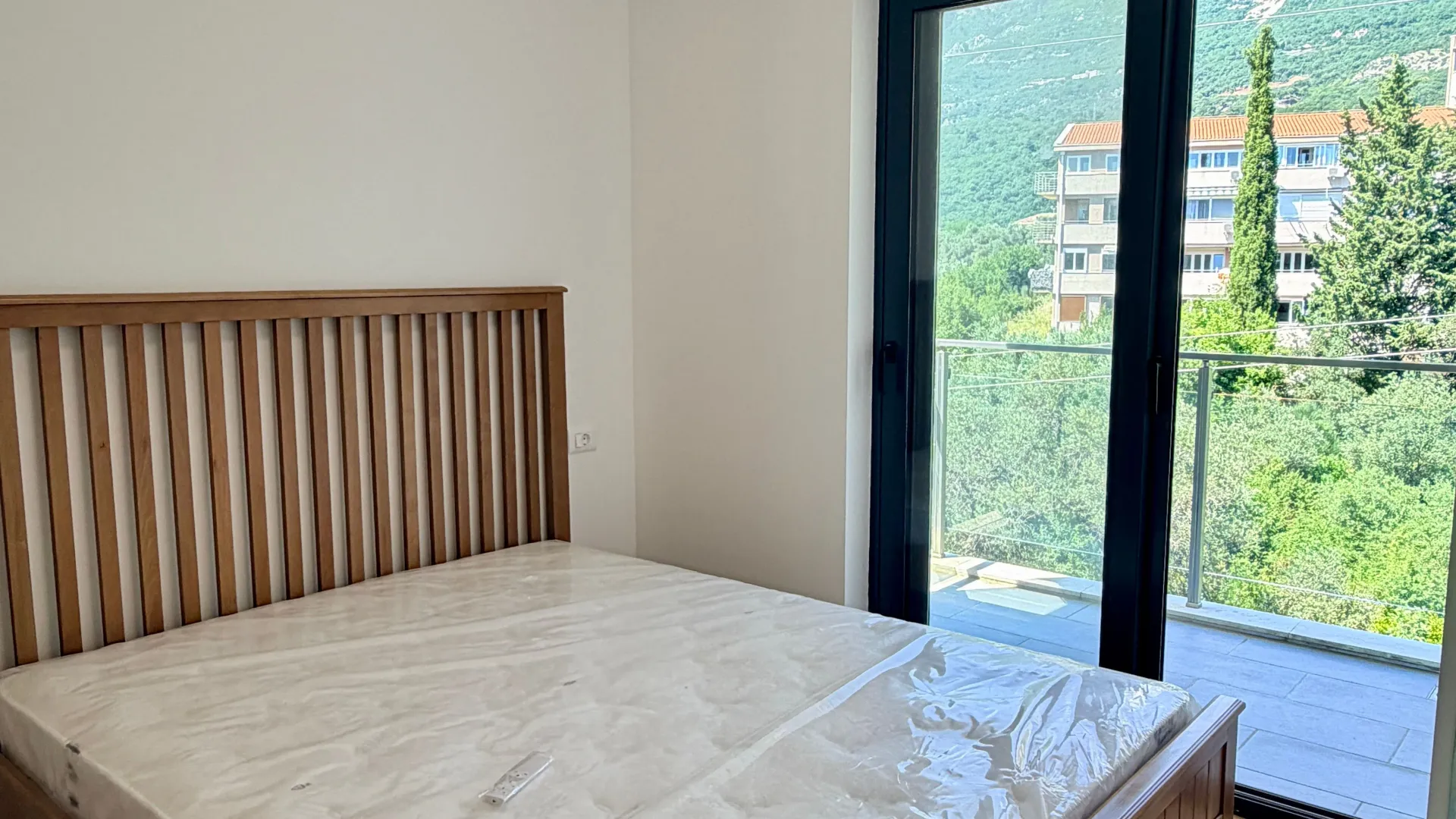 Sale, one bedroom apartment, 52m², Bečići, Budva