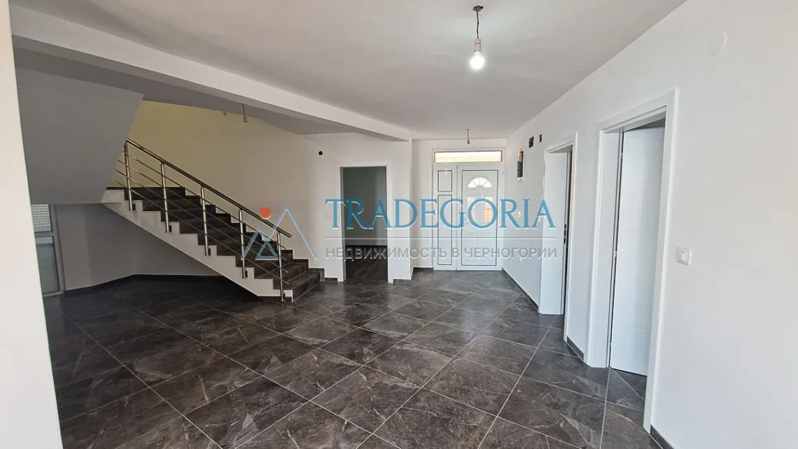 Prodaja, kuća, 150m², Dobra Voda, Bar