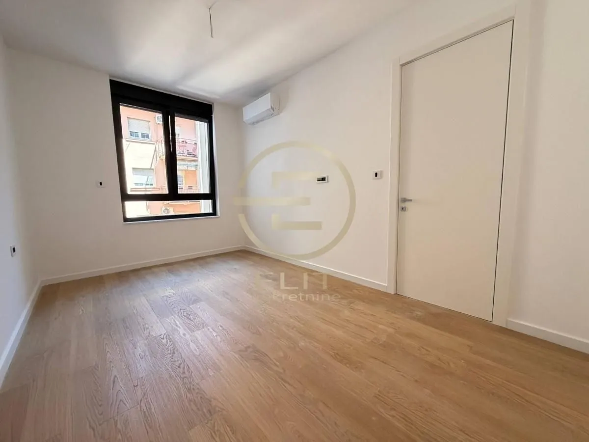 Prodaja, stan, 100m², Stari grad, Novi Sad