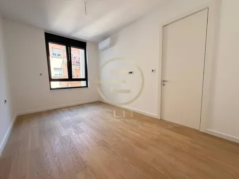 Prodaja, stan, 100m², Stari grad, Novi Sad - image 9