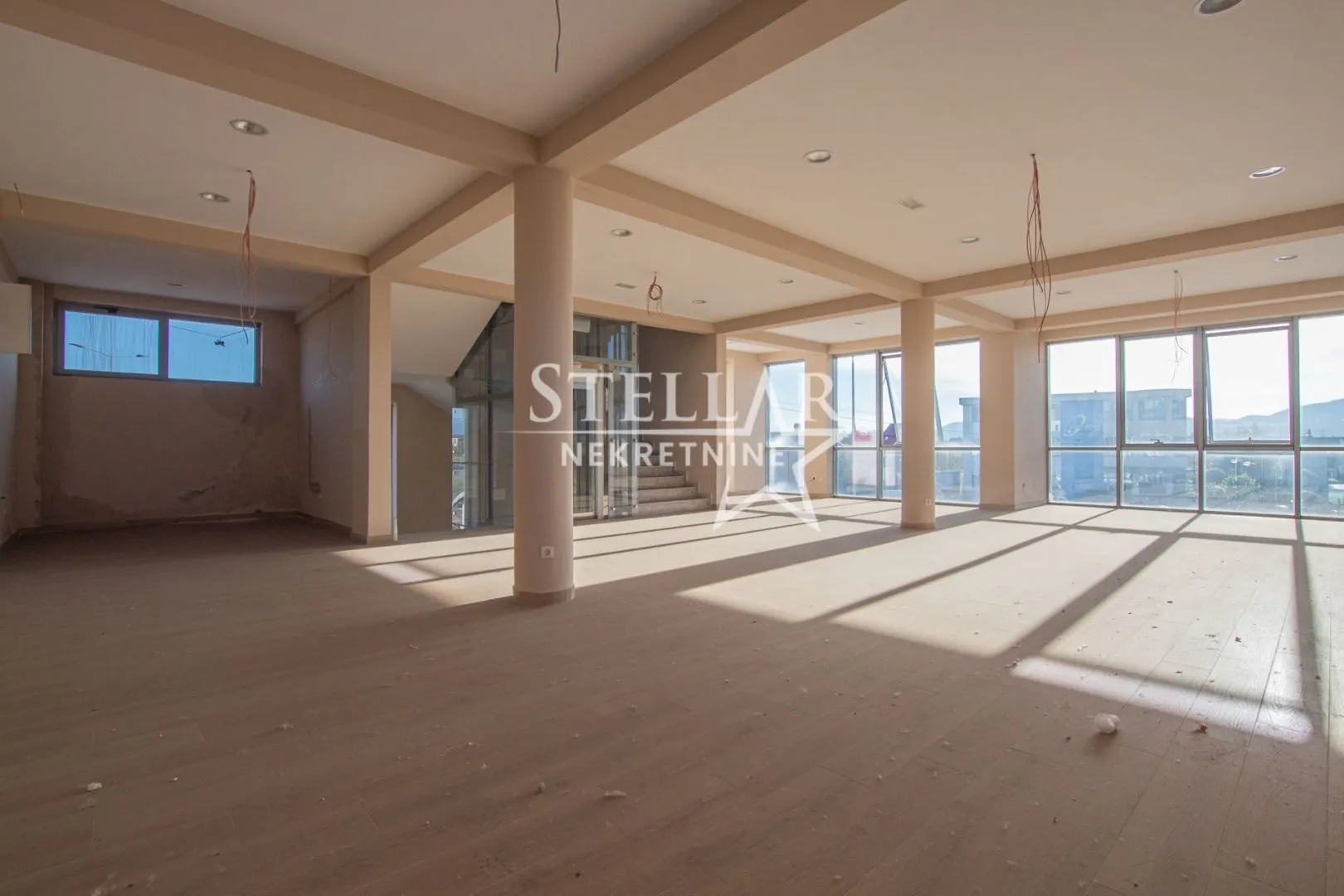 Rent, office space, 386m², Gornja Gorica, Podgorica