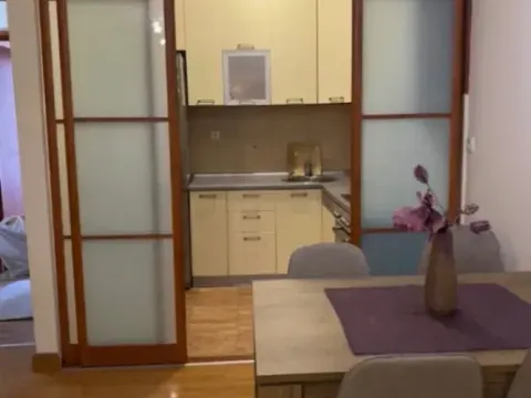 Rent, two bedroom apartment, 73m², Vezirov Most, Podgorica - image 4