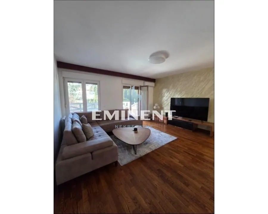 Izdavanje, četvorosoban stan, 98m², Savski Venac, Beograd