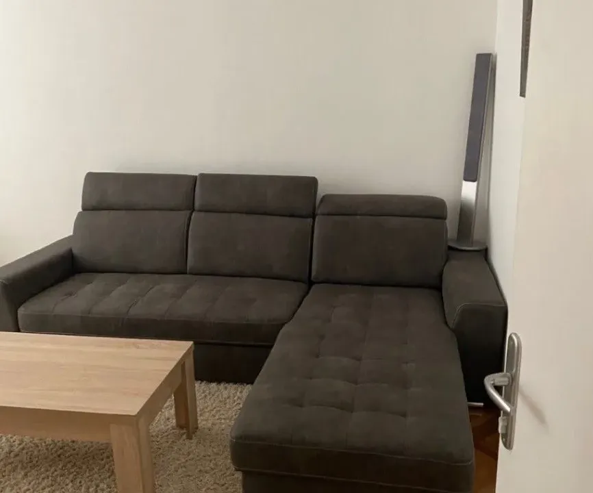 Izdavanje, dvosoban stan, 60m², Podgorica, Crna Gora