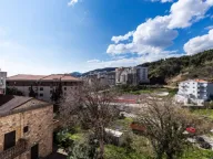 Izdavanje, jednosoban stan, 45m², Bečići, Budva - image 10