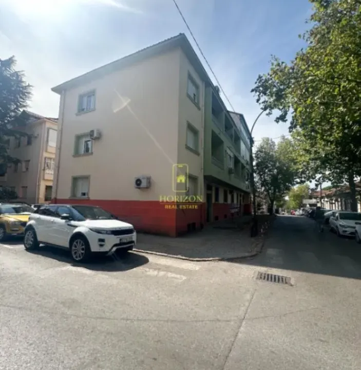 Prodaja, dvosoban stan, 68m², Centar, Podgorica