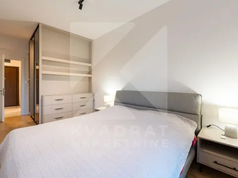 Izdavanje, dvosoban stan, 80m², Stara Varoš, Podgorica - image 12